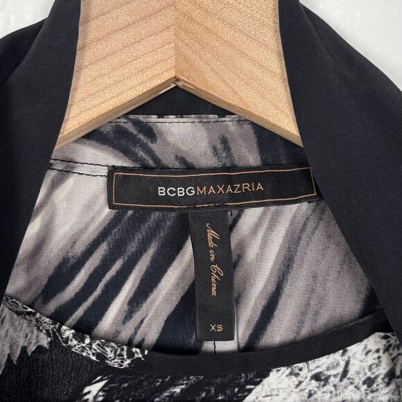 BCBGMAXAZRIA 100% Silk Sleeveless Vest Overlay Tank Fringe Size XS - Picture 4 of 5